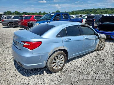 Trzecie zdjęcie samochodu z tyłu: 2013 CHRYSLER 200 TOURING VIN:1C3CCBBB2DN543166 - miniatura
