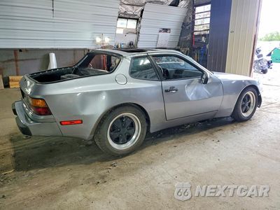 Trzecie zdjęcie samochodu z tyłu: 1983 PORSCHE 944 VIN:WP0AA0940DN453471 - miniatura