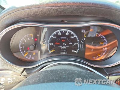Zdjęcie 9 z 14 samochodu: 2015 JEEP GRAND CHEROKEE OVERLAND VIN:1C4RJECG1FC144237 - miniatura