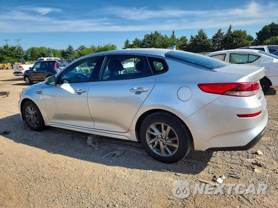 Drugie zdjęcie samochodu z przodu: 2019 KIA OPTIMA LX VIN:5XXGT4L39KG350750 - miniatura