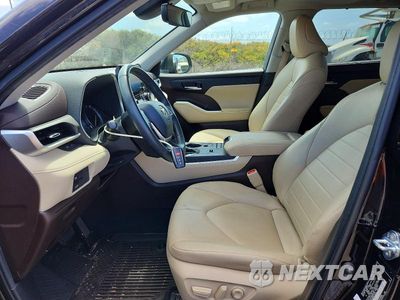 Zdjęcie 7 z 13 samochodu: 2022 TOYOTA HIGHLANDER XLE VIN:5TDGZRAHXNS114931 - miniatura