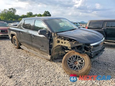 Czwarte zdjęcie samochodu z boku: 2025 CHEVROLET SILVERADO LT VIN:1GC10ZED6SU412603 - miniatura