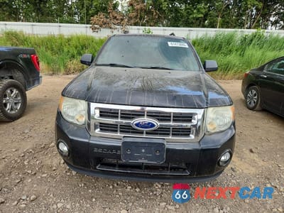 Piąte zdjęcie samochodu w środku: 2011 FORD ESCAPE XLT VIN:1FMCU0DG7BKB27176 - miniatura