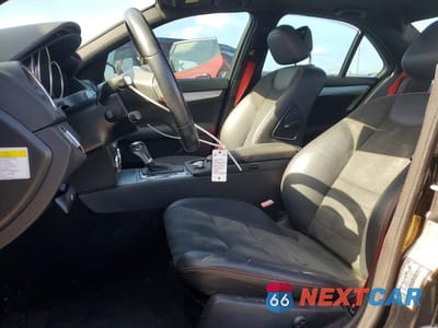 Zdjęcie 7 z 12 samochodu: 2013 MERCEDES-BENZ C 250 VIN:WDDGF4HB5DA797538 - miniatura