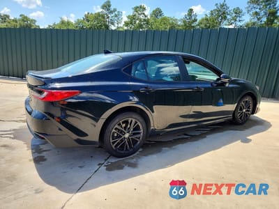 Trzecie zdjęcie samochodu z tyłu: 2025 TOYOTA CAMRY SE VIN:4T1DAACK9SU111770 - miniatura