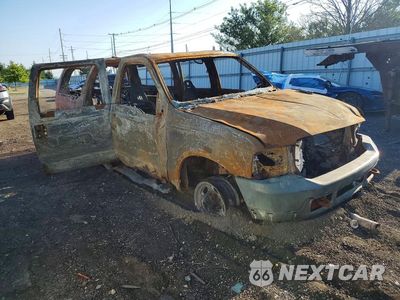 Czwarte zdjęcie samochodu z boku: 2000 FORD EXCURSION LIMITED VIN:1FMSU43F1YED27599 - miniatura
