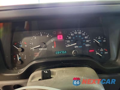 Zdjęcie 9 z 13 samochodu: 1998 JEEP WRANGLER / TJ SE VIN:1J4FY29P4WP756956 - miniatura