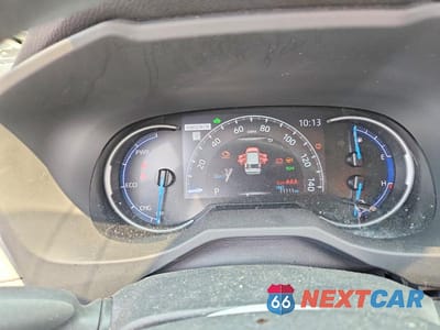 Zdjęcie 9 z 13 samochodu: 2023 TOYOTA RAV4 HYBRID XLE VIN:JTMRWRFV5PD188093 - miniatura