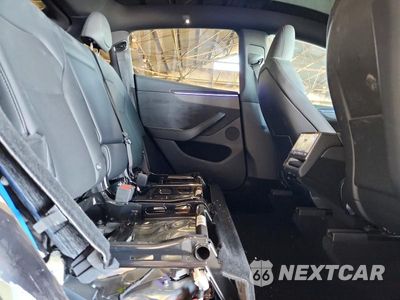 Zdjęcie 10 z 13 samochodu: 2026 TESLA MODEL Y VIN:7SAYGDED4TF646720 - miniatura