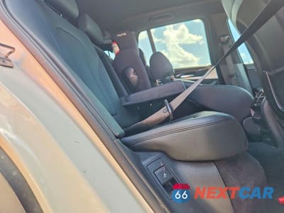Zdjęcie 11 z 13 samochodu: 2020 BMW X3 SDRIVE30I VIN:5UXTY3C08L9B55304 - miniatura