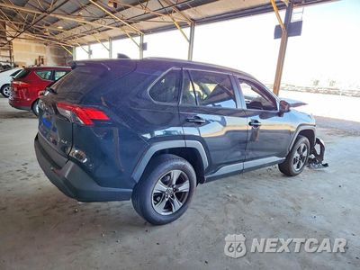Trzecie zdjęcie samochodu z tyłu: 2022 TOYOTA RAV4 XLE VIN:2T3W1RFV2NC182593 - miniatura