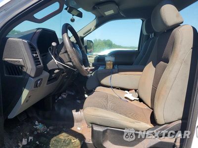 Zdjęcie 7 z 12 samochodu: 2018 FORD F150 VIN:1FTMF1CB2JKF17583 - miniatura