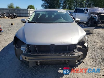 Piąte zdjęcie samochodu w środku: 2012 VOLKSWAGEN PASSAT SEL VIN:1VWCP7A39CC081154 - miniatura
