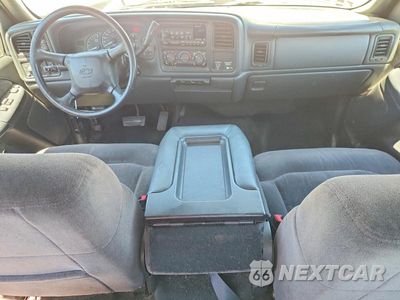 Zdjęcie 8 z 12 samochodu: 2002 CHEVROLET SILVERADO K1500 VIN:2GCEK19T921401931 - miniatura