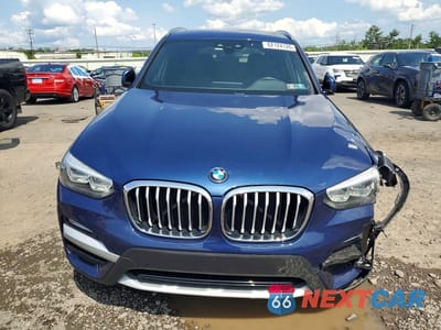 Piąte zdjęcie samochodu w środku: 2019 BMW X3 XDRIVE30I VIN:5UXTR9C52KLD90813 - miniatura