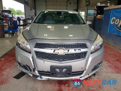 Piąte zdjęcie samochodu w środku: 2013 CHEVROLET MALIBU 2LT VIN:1G11F5RR7DF104319 - miniatura