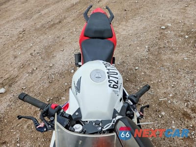 Piąte zdjęcie samochodu w środku: 2014 HONDA CBR500 R VIN:MLHPC4463E5102296 - miniatura
