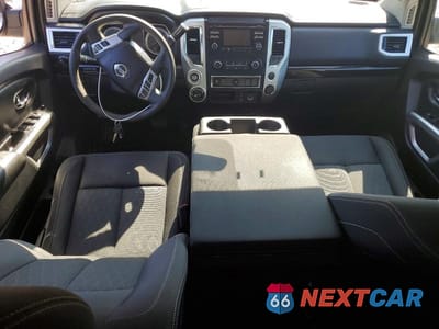 Zdjęcie 8 z 12 samochodu: 2018 NISSAN TITAN S VIN:1N6AA1EJ5JN515392 - miniatura