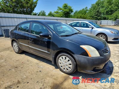 Czwarte zdjęcie samochodu z boku: 2010 NISSAN SENTRA 2.0 VIN:3N1AB6AP7AL642039 - miniatura