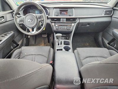 Zdjęcie 8 z 12 samochodu: 2016 KIA OPTIMA LX VIN:5XXGT4L3XGG083383 - miniatura