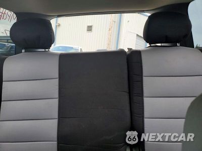 Zdjęcie 10 z 13 samochodu: 2006 JEEP LIBERTY SPORT VIN:1J4GL48K46W203668 - miniatura