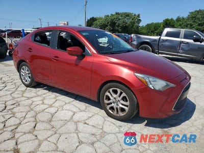 Czwarte zdjęcie samochodu z boku: 2017 TOYOTA YARIS IA BASE VIN:3MYDLBYVXHY184273 - miniatura
