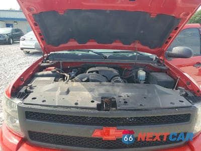 Zdjęcie 11 z 12 samochodu: 2011 CHEVROLET SILVERADO K1500 LT VIN:1GCRKSE35BZ119063 - miniatura