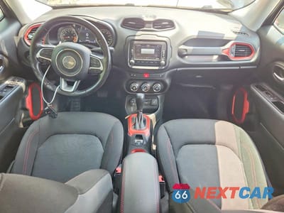 Zdjęcie 8 z 12 samochodu: 2017 JEEP RENEGADE TRAILHAWK VIN:ZACCJBCB0HPG53727 - miniatura