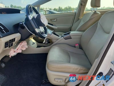 Zdjęcie 7 z 13 samochodu: 2012 TOYOTA PRIUS FIVE VIN:JTDKN3DU8C5436918 - miniatura