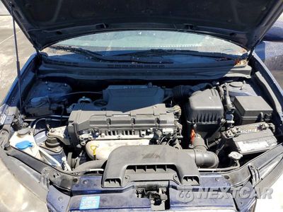 Zdjęcie 11 z 12 samochodu: 2010 HYUNDAI ELANTRA GLS VIN:KMHDU4AD5AU116962 - miniatura