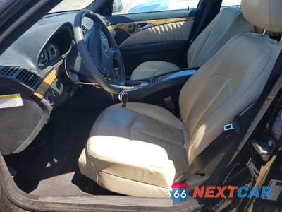 Zdjęcie 7 z 12 samochodu: 2007 MERCEDES-BENZ E 350 VIN:WDBUF56XX7B033246 - miniatura