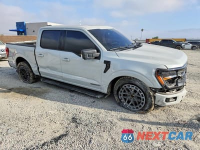 Czwarte zdjęcie samochodu z boku: 2024 FORD F150 XLT VIN:1FTFW3LD9RFA49748 - miniatura
