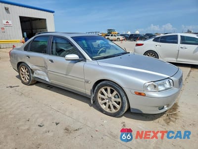 Czwarte zdjęcie samochodu z boku: 2005 VOLVO S80 2.5T VIN:YV1TS592851413501 - miniatura