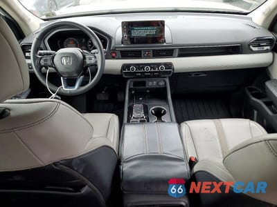 Zdjęcie 8 z 13 samochodu: 2024 HONDA PILOT TOURING VIN:5FNYG1H7XRB041191 - miniatura