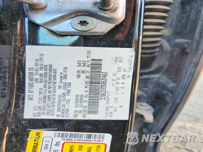 Zdjęcie 12 z 12 samochodu: 2016 LINCOLN MKZ VIN:3LN6L2J92GR624463 - miniatura