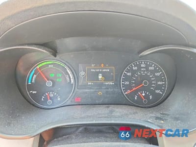 Zdjęcie 9 z 12 samochodu: 2017 KIA OPTIMA HYBRID VIN:KNAGT4LE6H5009950 - miniatura
