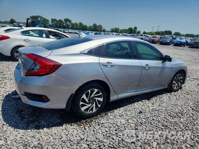 Trzecie zdjęcie samochodu z tyłu: 2017 HONDA CIVIC EX VIN:19XFC2F78HE082127 - miniatura