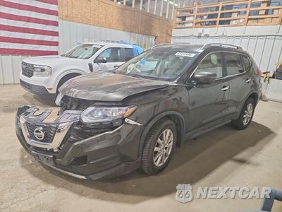 2017 NISSAN ROGUE SV KNMAT2MV7HP553793 - główne zdjęcie licytacji z USA - miniatura
