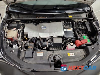 Zdjęcie 11 z 12 samochodu: 2016 TOYOTA PRIUS FOUR TOURING VIN:JTDKARFU6G3022758 - miniatura