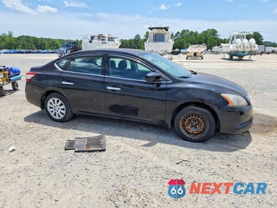 Czwarte zdjęcie samochodu z boku: 2015 NISSAN SENTRA S VIN:3N1AB7AP9FY227787 - miniatura