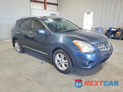 Czwarte zdjęcie samochodu z boku: 2013 NISSAN ROGUE S VIN:JN8AS5MV8DW642457 - miniatura