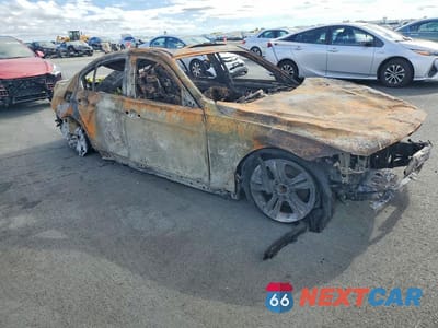 Czwarte zdjęcie samochodu z boku: 2017 BMW 330 I VIN:WBA8B9C55HK676403 - miniatura