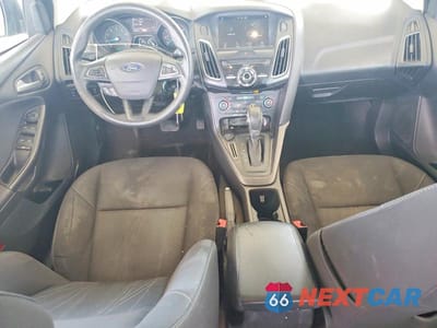 Zdjęcie 8 z 12 samochodu: 2018 FORD FOCUS SEL VIN:1FADP3H25JL256127 - miniatura