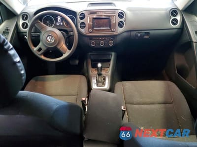 Zdjęcie 8 z 13 samochodu: 2017 VOLKSWAGEN TIGUAN S VIN:WVGBV7AX0HK049614 - miniatura