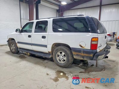 Drugie zdjęcie samochodu z przodu: 2003 CHEVROLET SUBURBAN K1500 VIN:3GNFK16Z43G179229 - miniatura