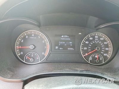 Zdjęcie 9 z 13 samochodu: 2019 KIA OPTIMA LX VIN:5XXGT4L36KG351502 - miniatura