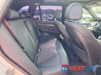 Zdjęcie 11 z 13 samochodu: 2018 BMW X5 SDRIVE35I VIN:5UXKR2C51J0Z17708 - miniatura