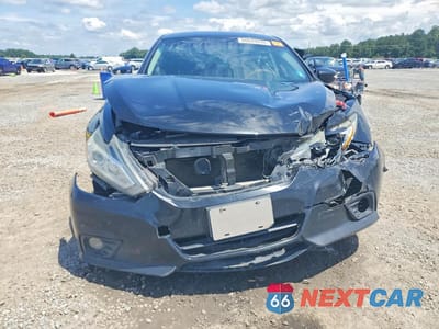 Piąte zdjęcie samochodu w środku: 2018 NISSAN ALTIMA 2.5 SL VIN:1N4AL3AP4JC171865 - miniatura