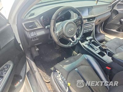 Zdjęcie 8 z 13 samochodu: 2018 KIA OPTIMA S VIN:5XXGT4L3XJG185287 - miniatura