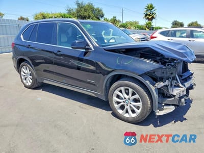 Czwarte zdjęcie samochodu z boku: 2018 BMW X5 XDRIVE35I VIN:5UXKR0C55JL071165 - miniatura